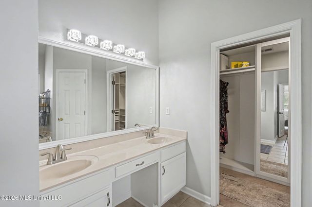 7740 Meadow Ridge Lane, Olive Branch, MS 38654