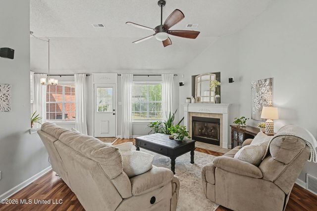 7740 Meadow Ridge Lane, Olive Branch, MS 38654