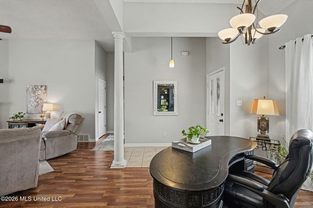 7740 Meadow Ridge Lane, Olive Branch, MS 38654