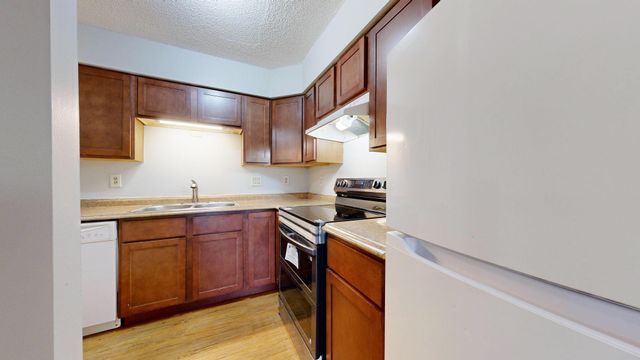 924 21st Avenue S 2, Minneapolis, MN 55404