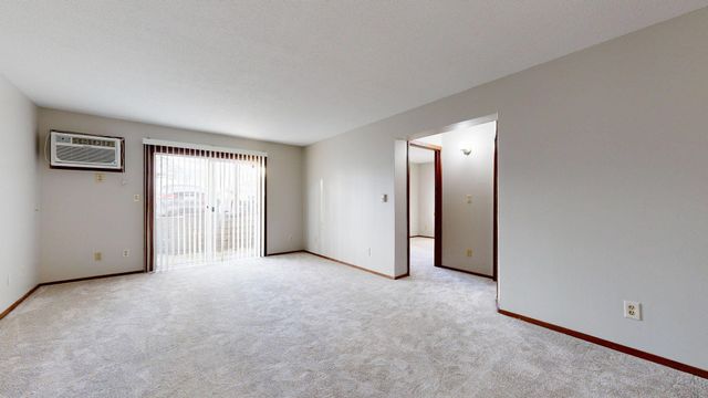 924 21st Avenue S 2, Minneapolis, MN 55404