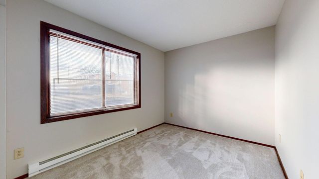 924 21st Avenue S 2, Minneapolis, MN 55404