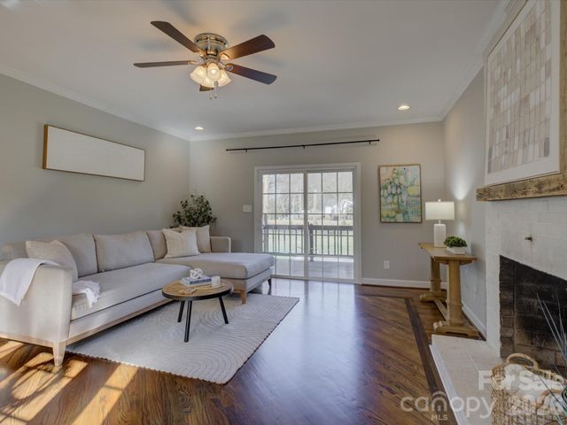 204 Elliott Street W, Fort Mill, SC 29715