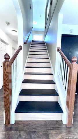 6930 CARIBOU CRK, San Antonio, TX 78244