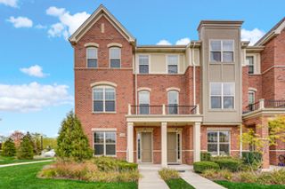 1156 WINDWARD Lane 1156, Vernon Hills, IL 60061