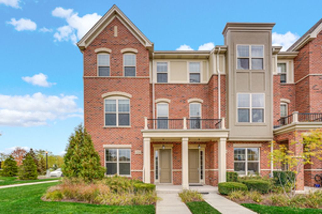 1156 WINDWARD Lane 1156, Vernon Hills, IL 60061
