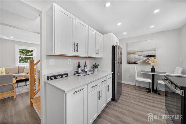 121 Dorothy Street, Carteret, NJ 07008