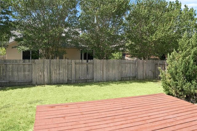 1817 Shaker TRL, Austin, TX 78754
