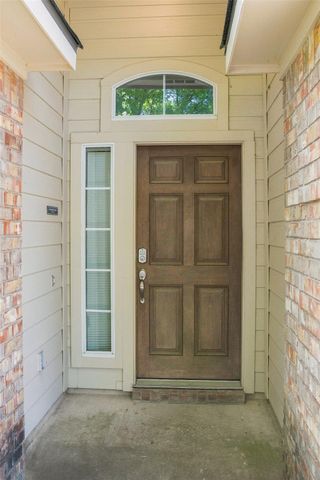 1817 Shaker TRL, Austin, TX 78754