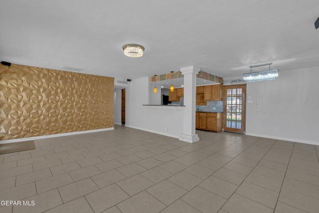 10393 Blythe Drive, El Paso, TX 79924