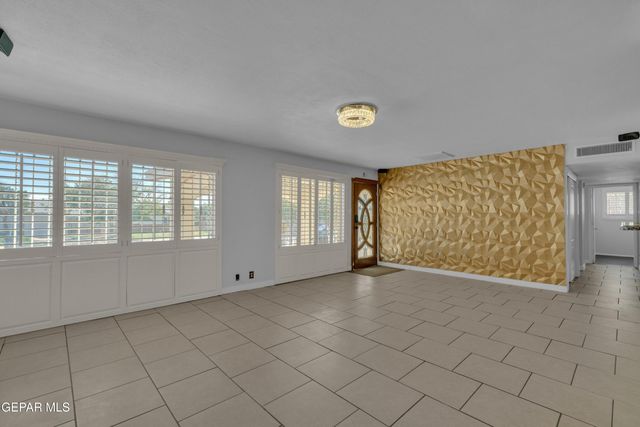 10393 Blythe Drive, El Paso, TX 79924