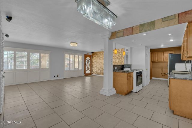 10393 Blythe Drive, El Paso, TX 79924