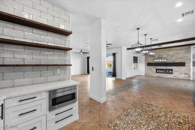 6332 Peggotty Avenue, Las Vegas, NV 89130