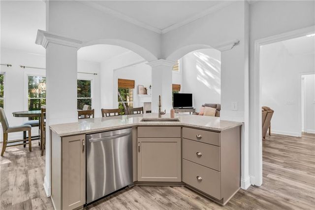576 Fairway Drive, Woodstock, GA 30189