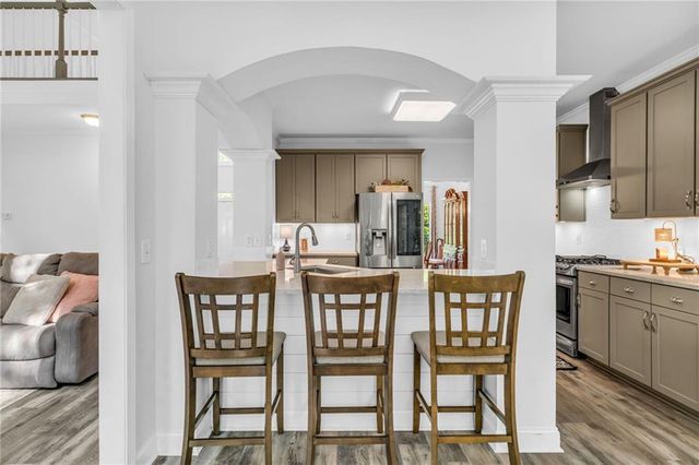 576 Fairway Drive, Woodstock, GA 30189