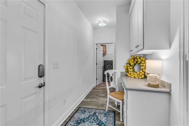 576 Fairway Drive, Woodstock, GA 30189