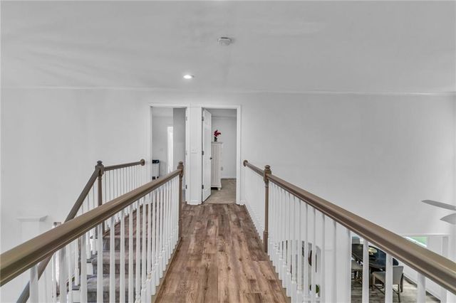 576 Fairway Drive, Woodstock, GA 30189