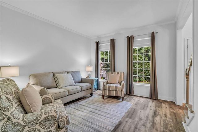 576 Fairway Drive, Woodstock, GA 30189