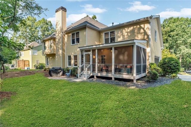 576 Fairway Drive, Woodstock, GA 30189