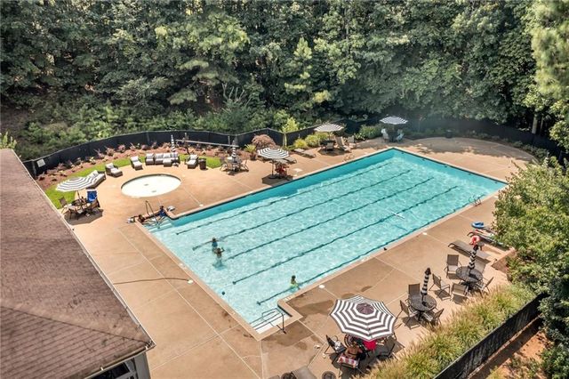 576 Fairway Drive, Woodstock, GA 30189