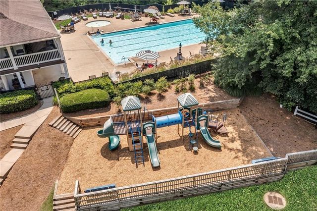 576 Fairway Drive, Woodstock, GA 30189