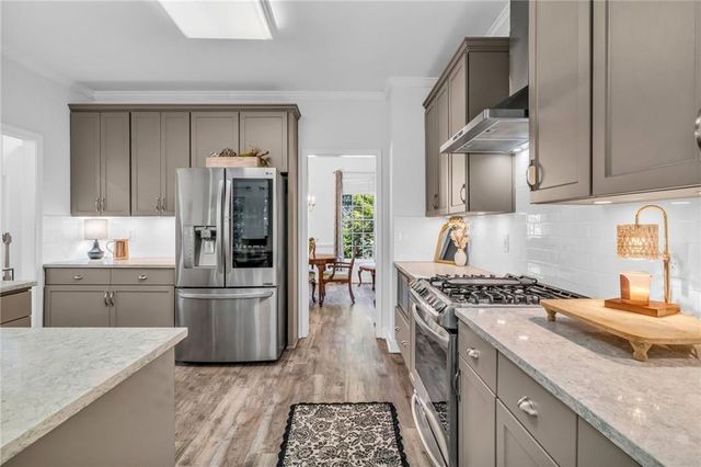 576 Fairway Drive, Woodstock, GA 30189