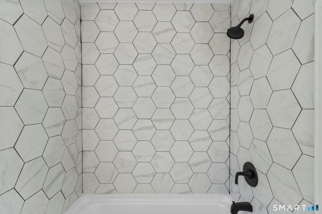 94 Third Street, Hamden, CT 06514