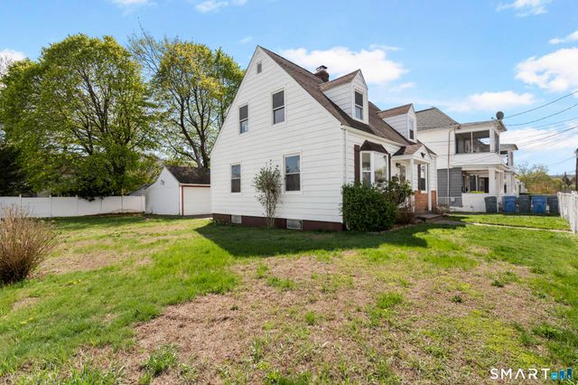 94 Third Street, Hamden, CT 06514