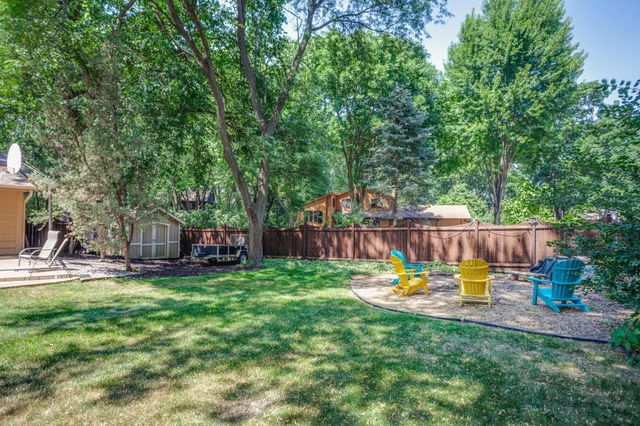 1395 Farmdale Road, Mendota Heights, MN 55118