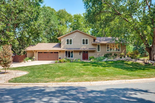 1395 Farmdale Road, Mendota Heights, MN 55118