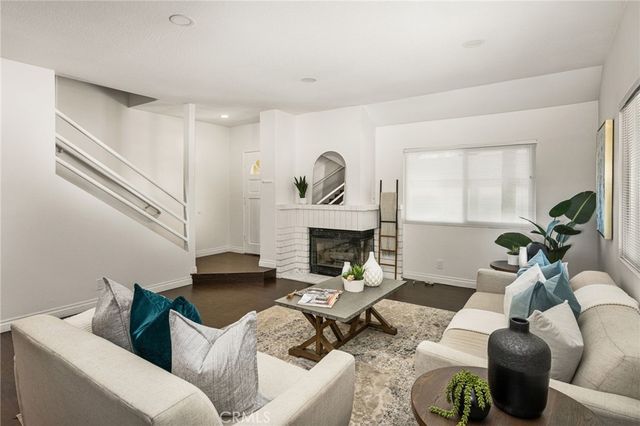621 W Fletcher 24, Orange, CA 92865