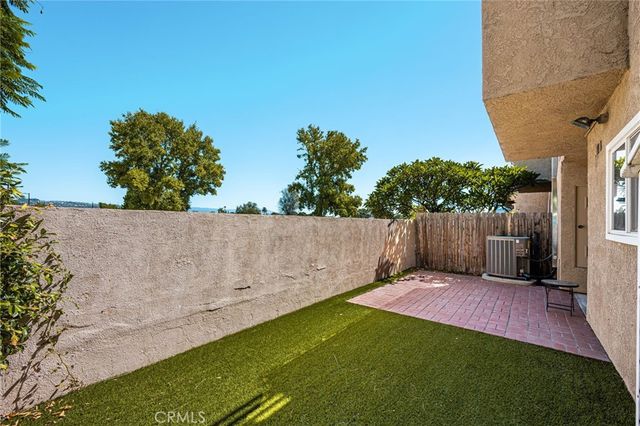 621 W Fletcher 24, Orange, CA 92865