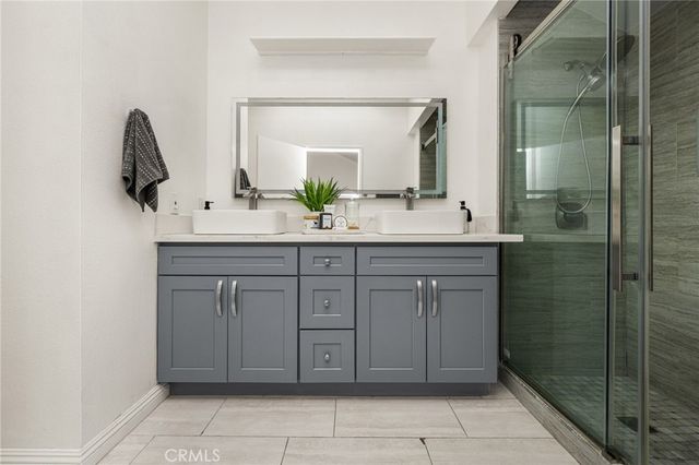 621 W Fletcher 24, Orange, CA 92865