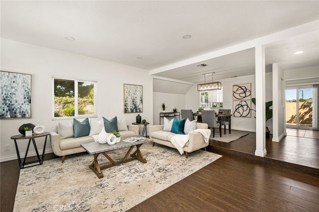 621 W Fletcher 24, Orange, CA 92865