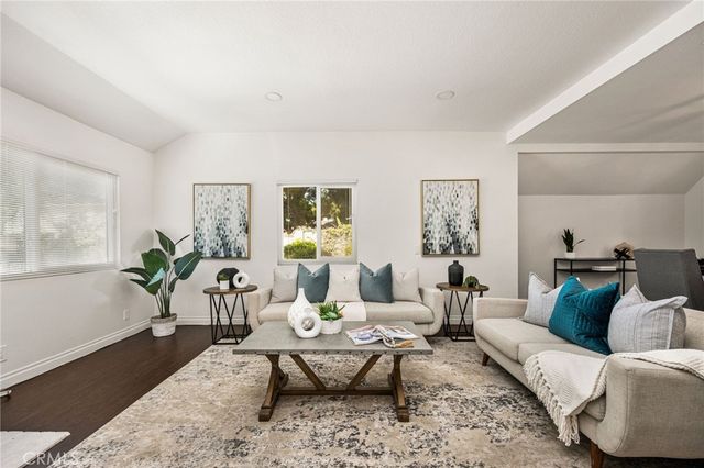 621 W Fletcher 24, Orange, CA 92865