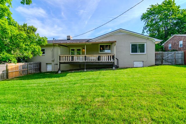 23 Windridge Drive, Winchester, KY 40391
