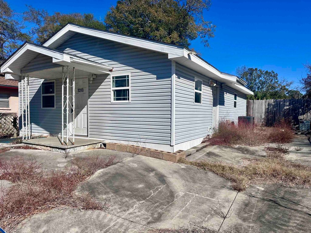 1203 Harlem Street, Tallahassee, FL 32304