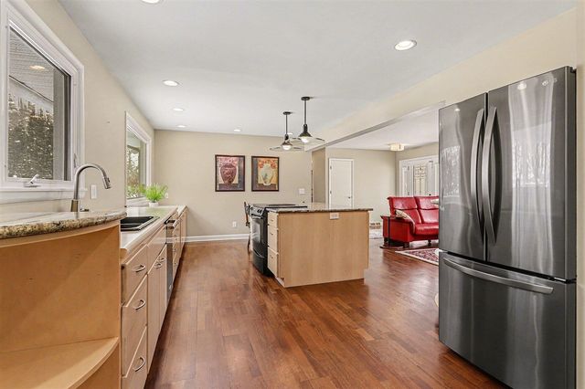 3720 Middlebury Drive, Kalamazoo, MI 49006