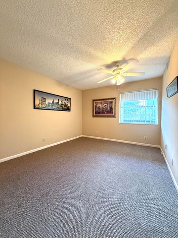 894 Flanders S, Delray Beach, FL 33484