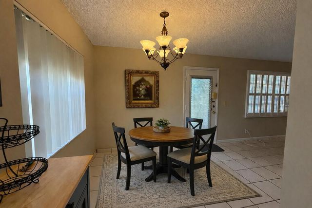 894 Flanders S, Delray Beach, FL 33484