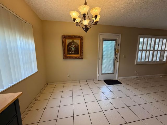 894 Flanders S, Delray Beach, FL 33484