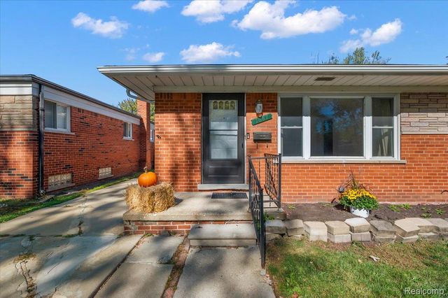 1687 Fontaine Avenue, Madison Heights, MI 48071