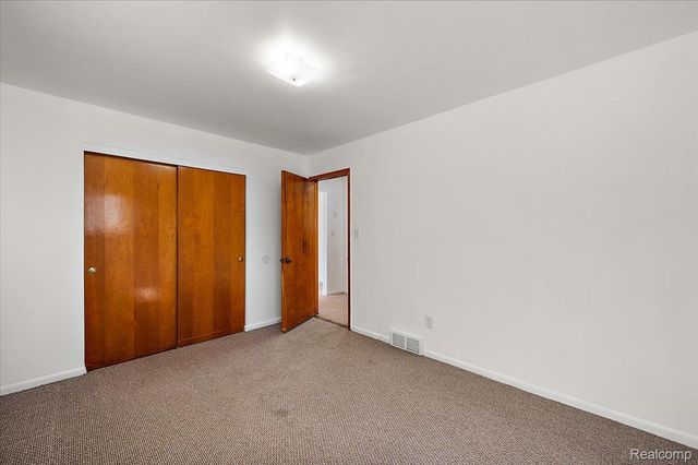 1687 Fontaine Avenue, Madison Heights, MI 48071