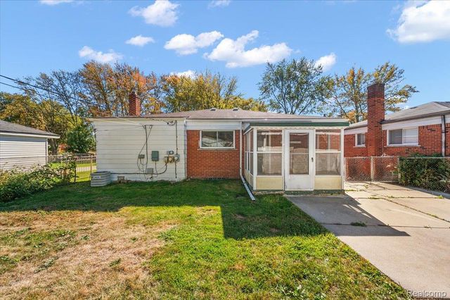 1687 Fontaine Avenue, Madison Heights, MI 48071