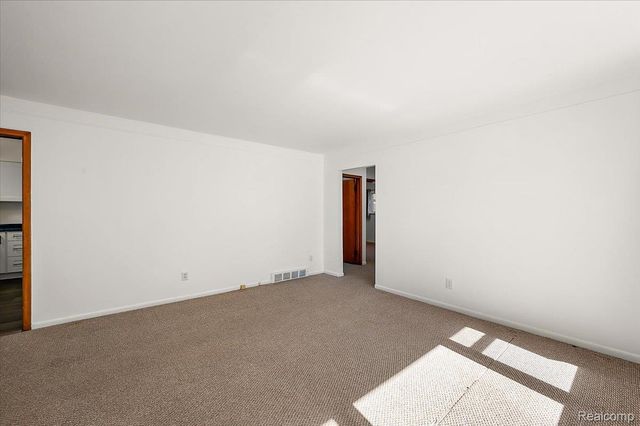 1687 Fontaine Avenue, Madison Heights, MI 48071