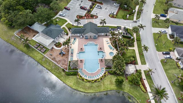 512 SW Lake Manatee Way, Port St Lucie, FL 34986