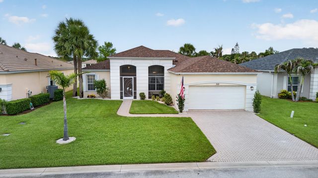512 SW Lake Manatee Way, Port St Lucie, FL 34986