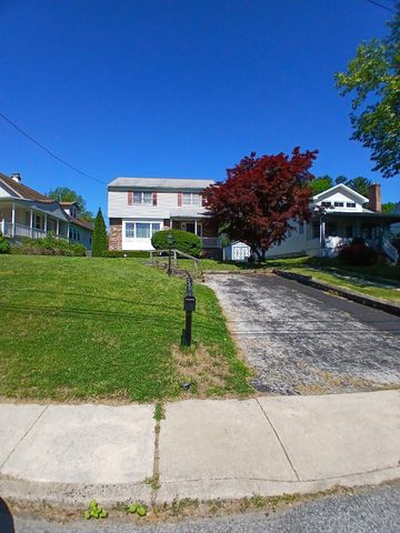 36 EVERGREEN AVE, Broomall, PA 19008