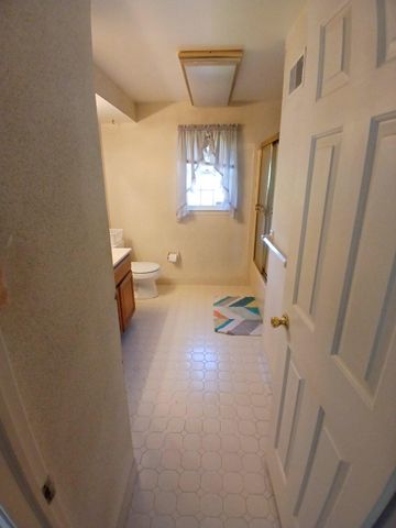 36 EVERGREEN AVE, Broomall, PA 19008