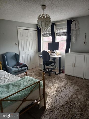 36 EVERGREEN AVE, Broomall, PA 19008